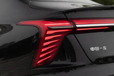 红旗H5车机反应慢？关掉这个“拖油瓶”功能，速度快一倍！