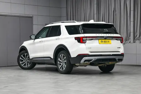 福特探险者2025款2.3T EcoBoost四驱穿越版5座